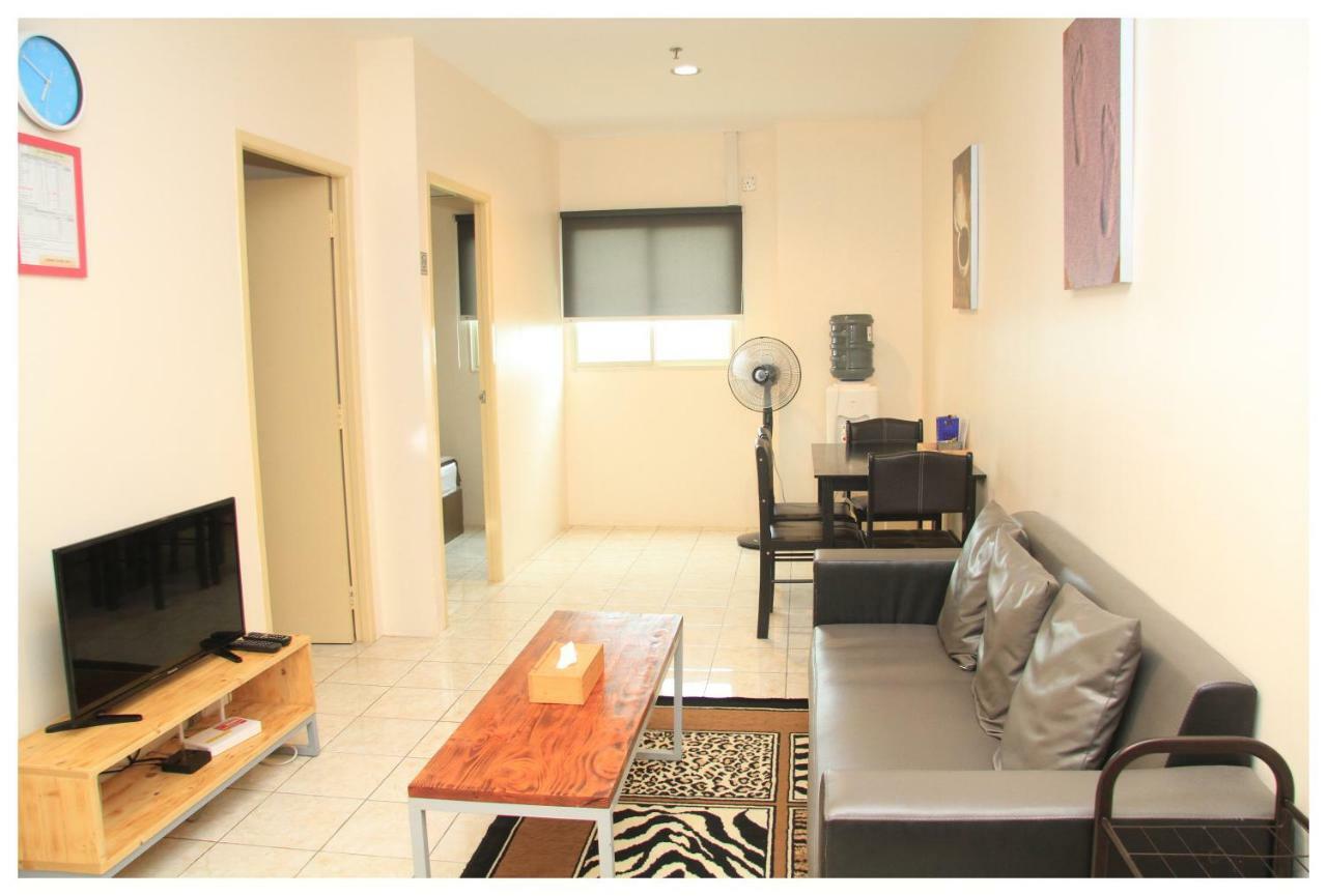 Queen Victoria Apartment Batam Εξωτερικό φωτογραφία