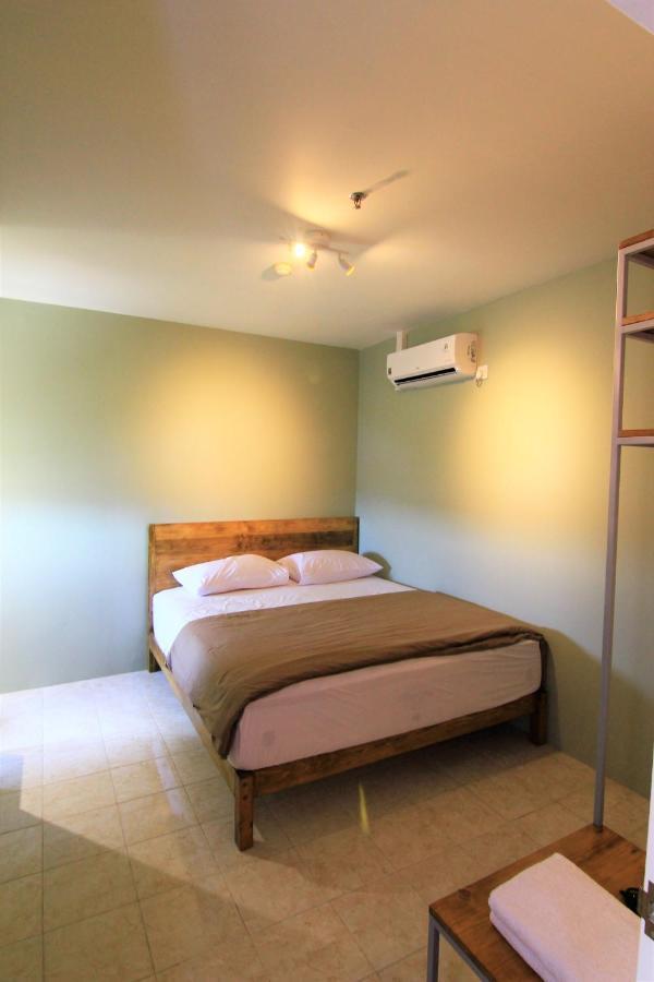 Queen Victoria Apartment Batam Εξωτερικό φωτογραφία