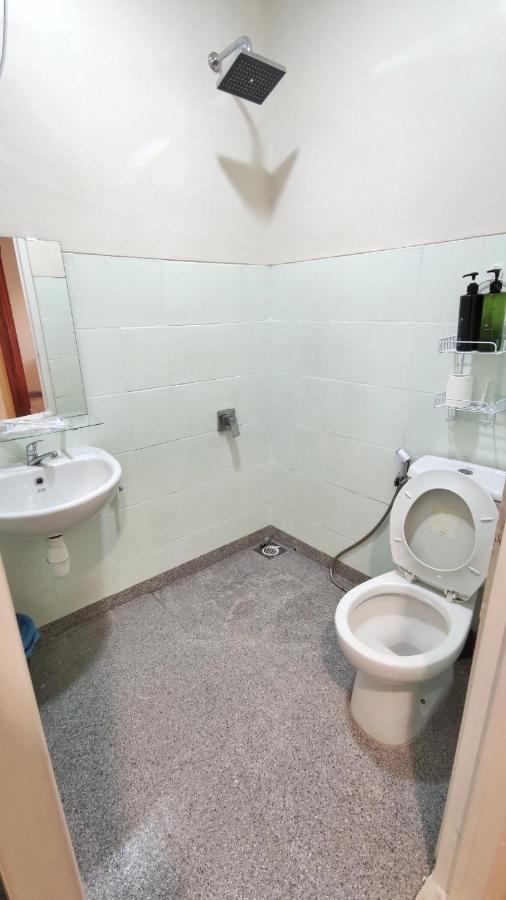 Queen Victoria Apartment Batam Εξωτερικό φωτογραφία